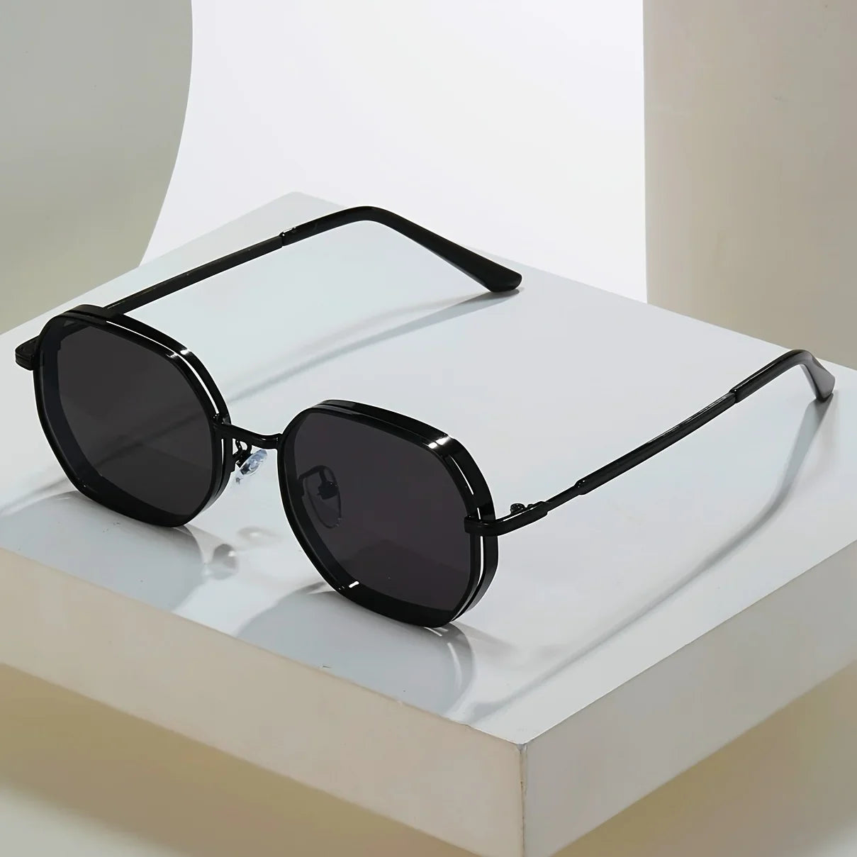 Huston Retro Sunglasses