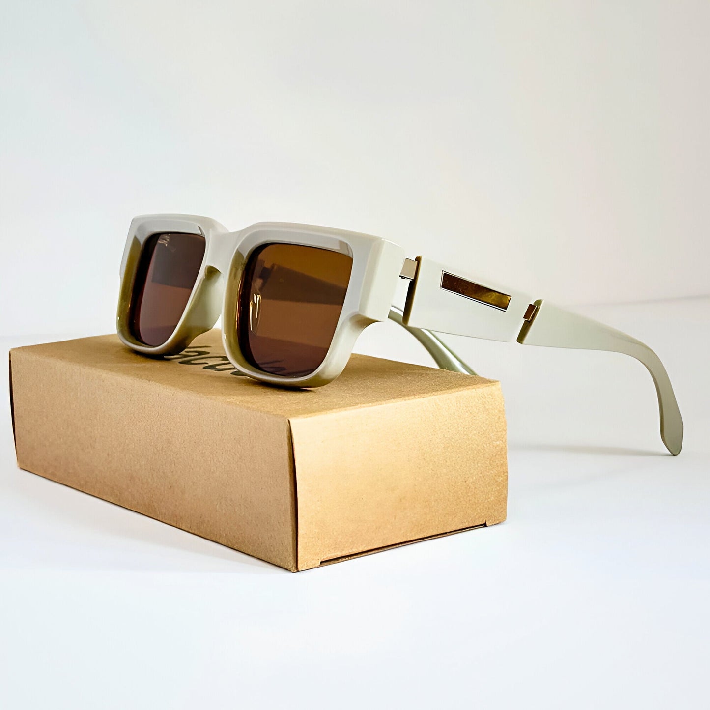 Boasting Square Sunglasses