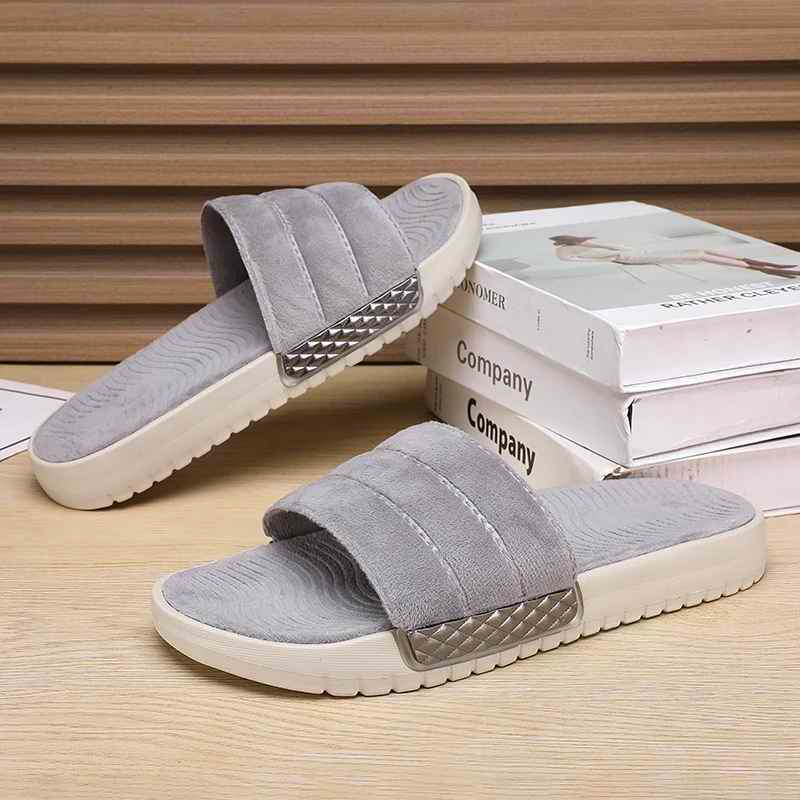Versco Suede Slides
