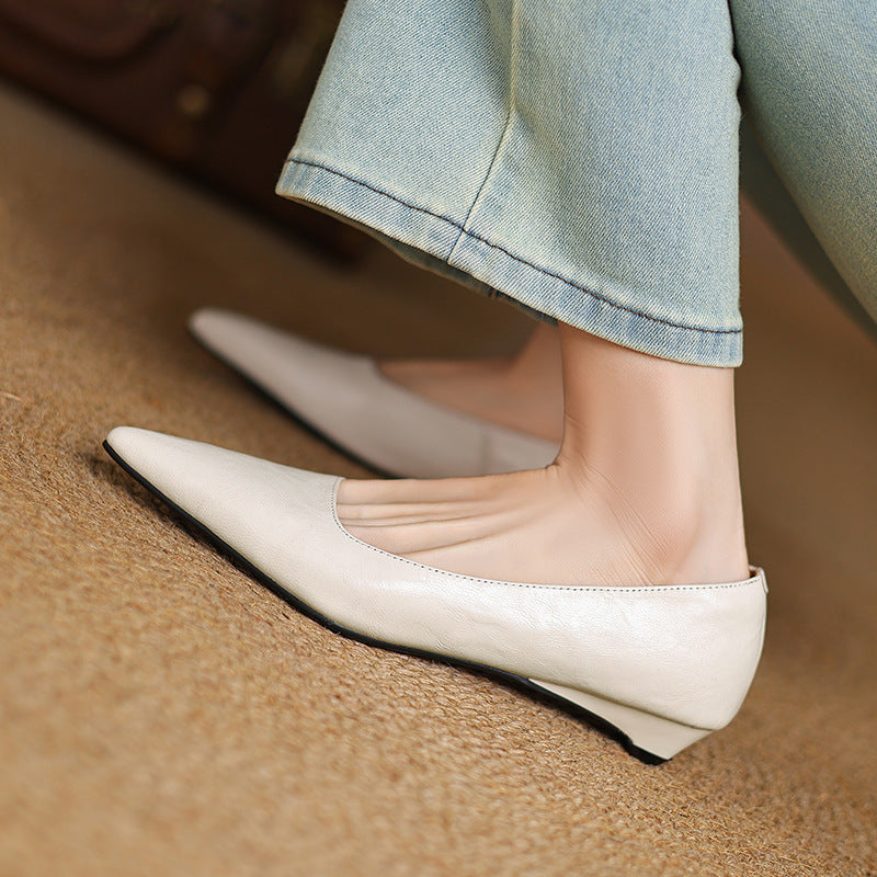 Veloria Lambskin Leather Flats